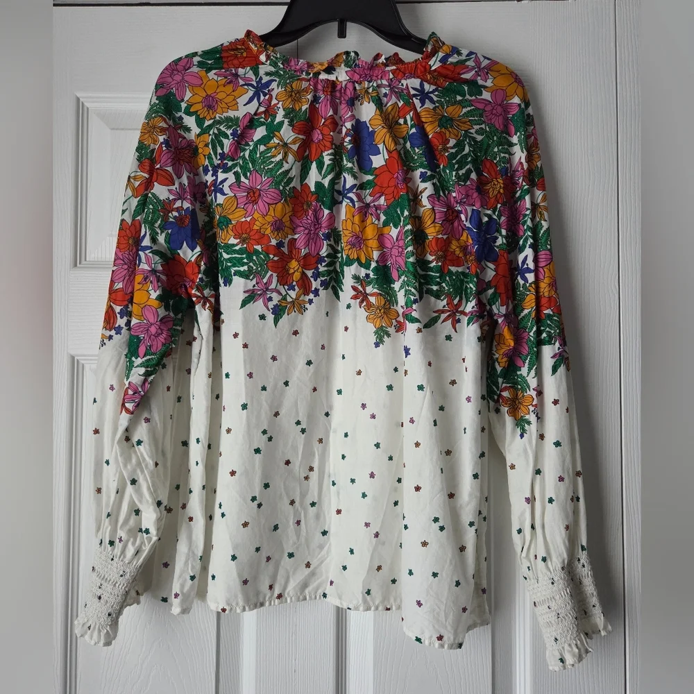 Talbots Blossful Floral Smocked Cuff Blouse Size LP - Picture 8 of 12